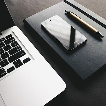 足球职业联赛的热门对决备受瞩目